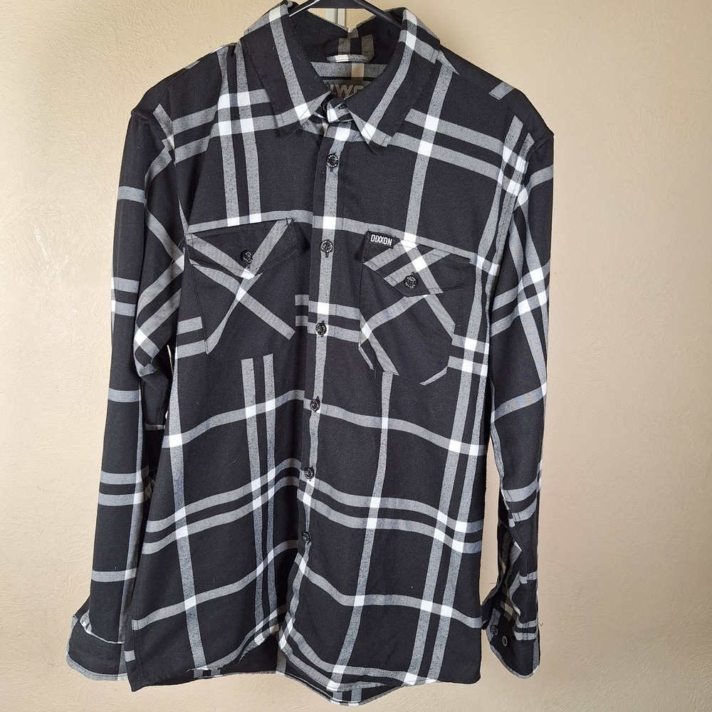 Dixxon Flannel Decade 10 Year Black Plaid Button Down Mens Medium